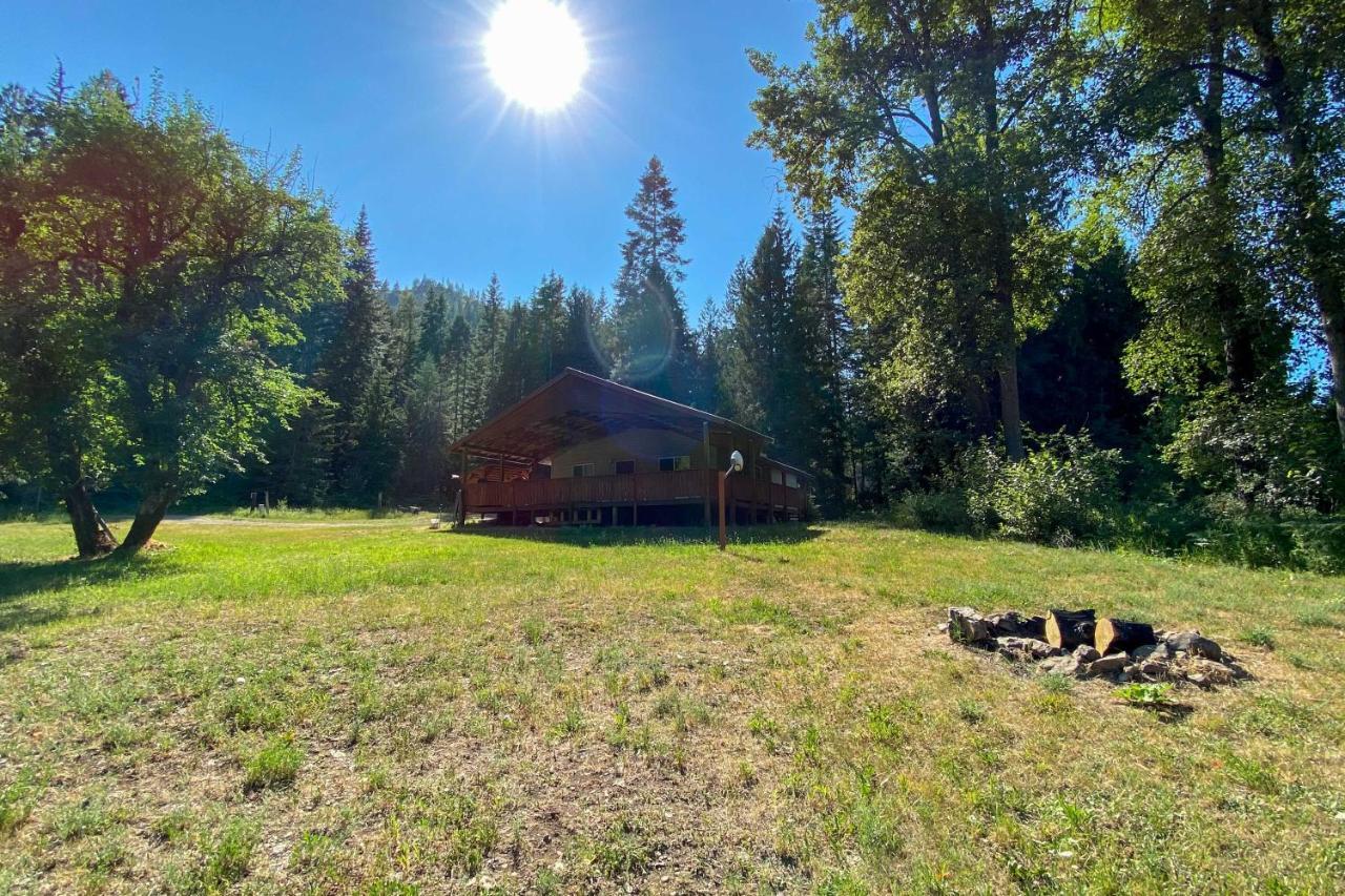 Private 2-Acre Retreat With Mtn Views, Walk To River Saint Maries Exterior photo
